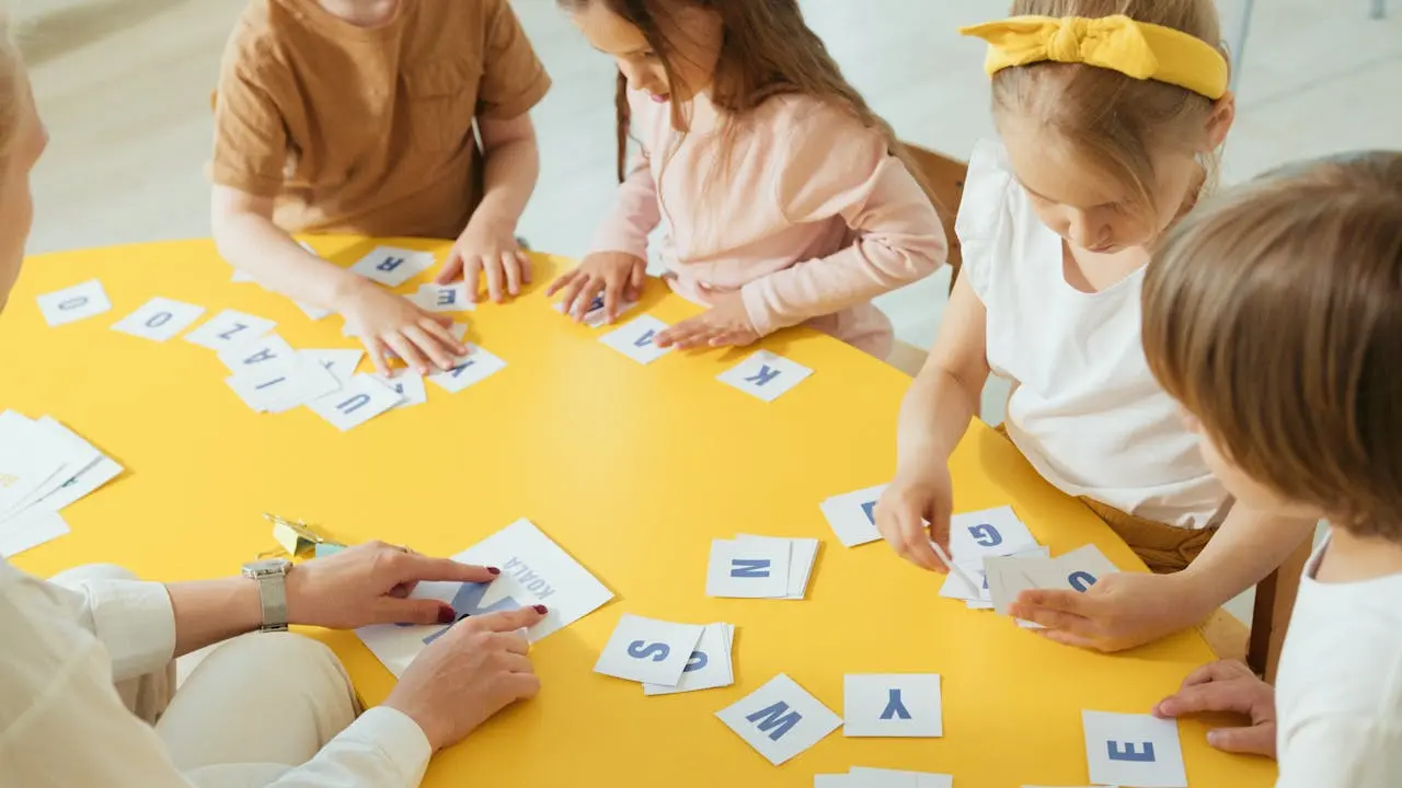 Hero-Montessori Language