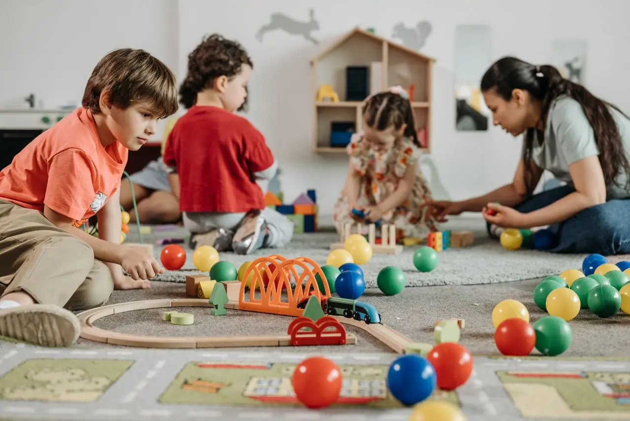 Hero Montessori 5 Area